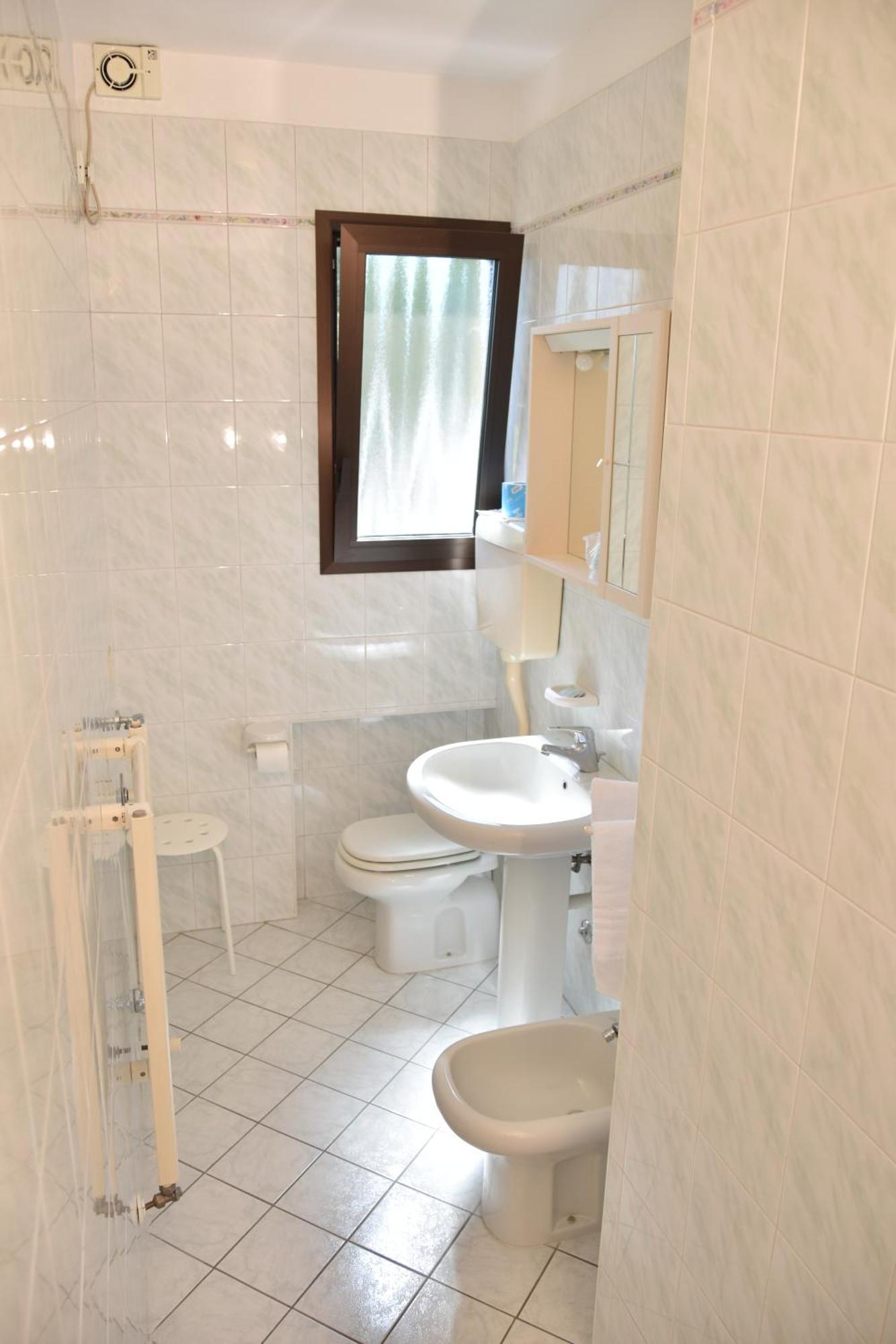 Residence Piccola Oasi 诺文塔 外观 照片